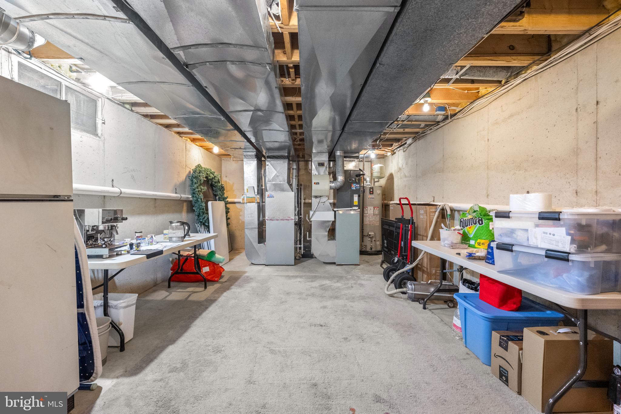 LAKERIDGE - Residential