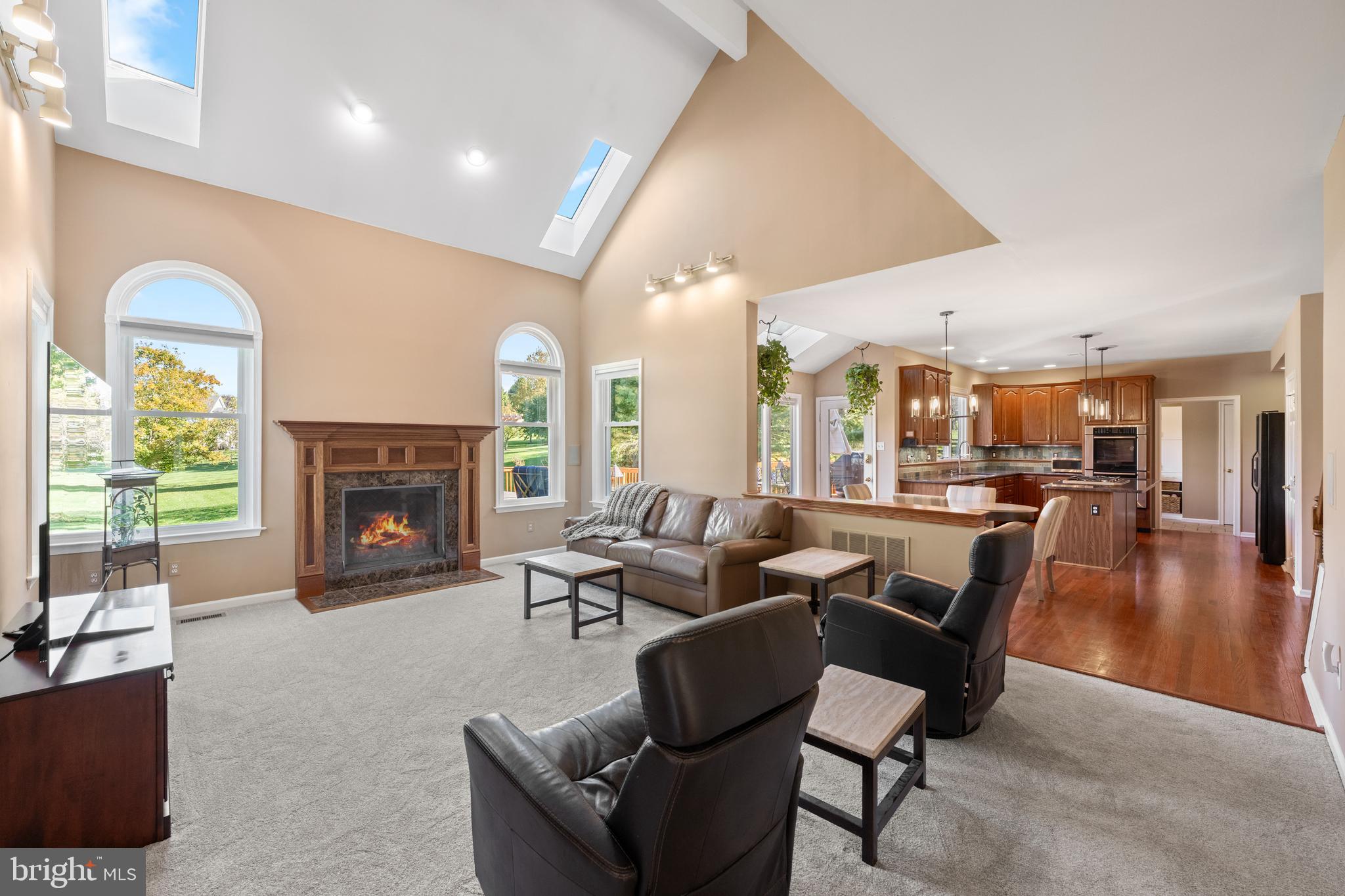 LAKERIDGE - Residential