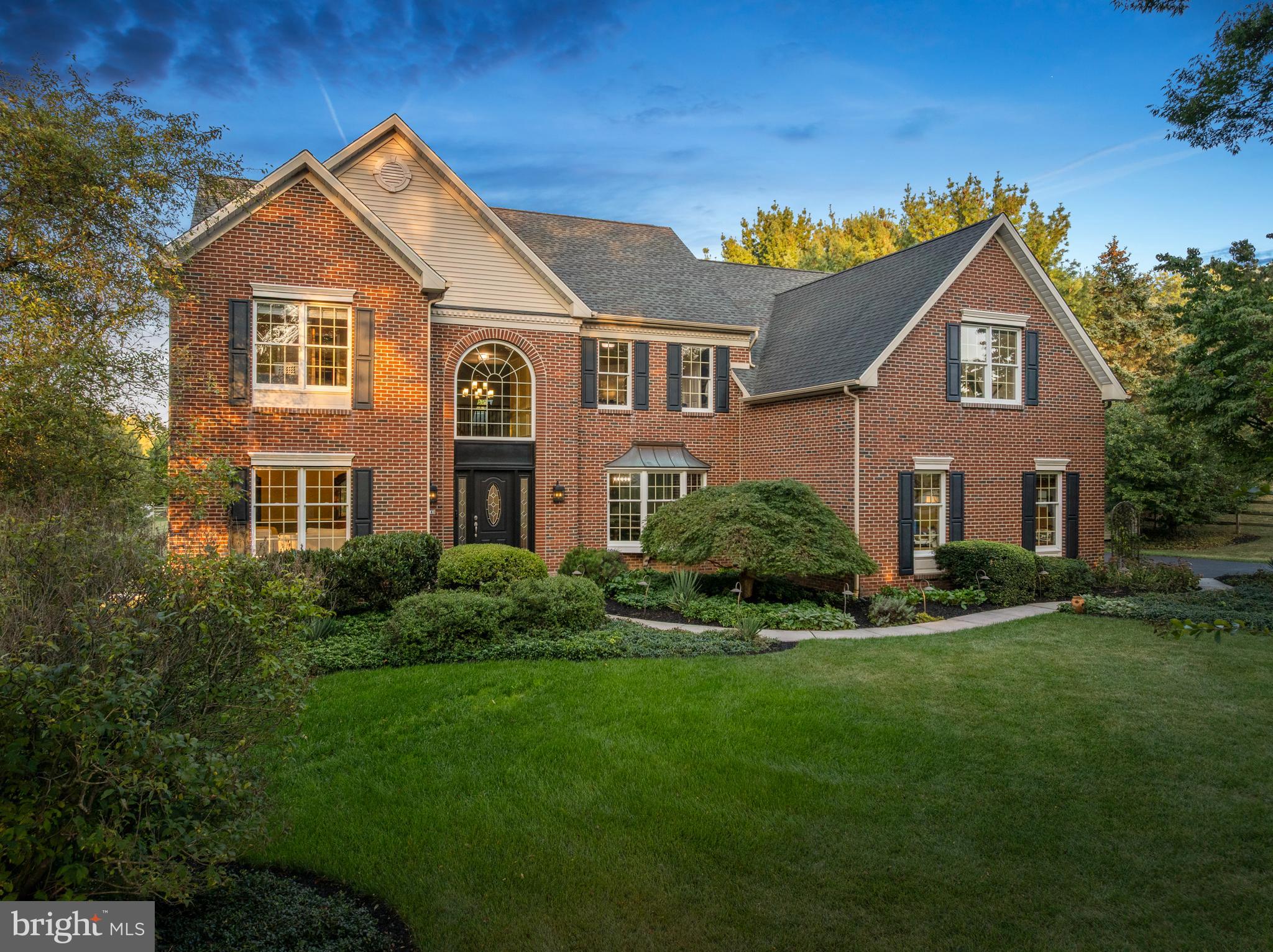 LAKERIDGE - Residential