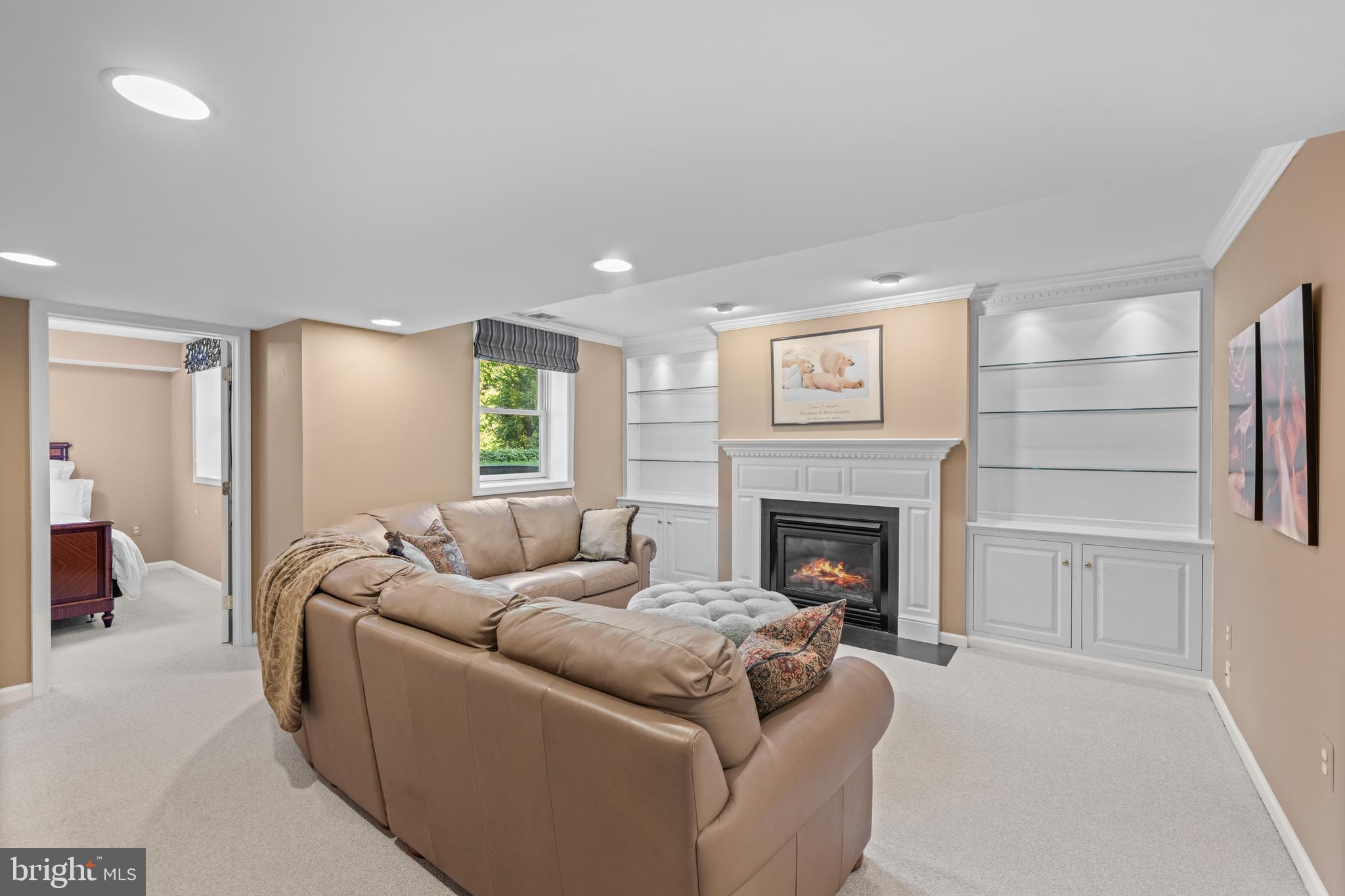 LAKERIDGE - Residential