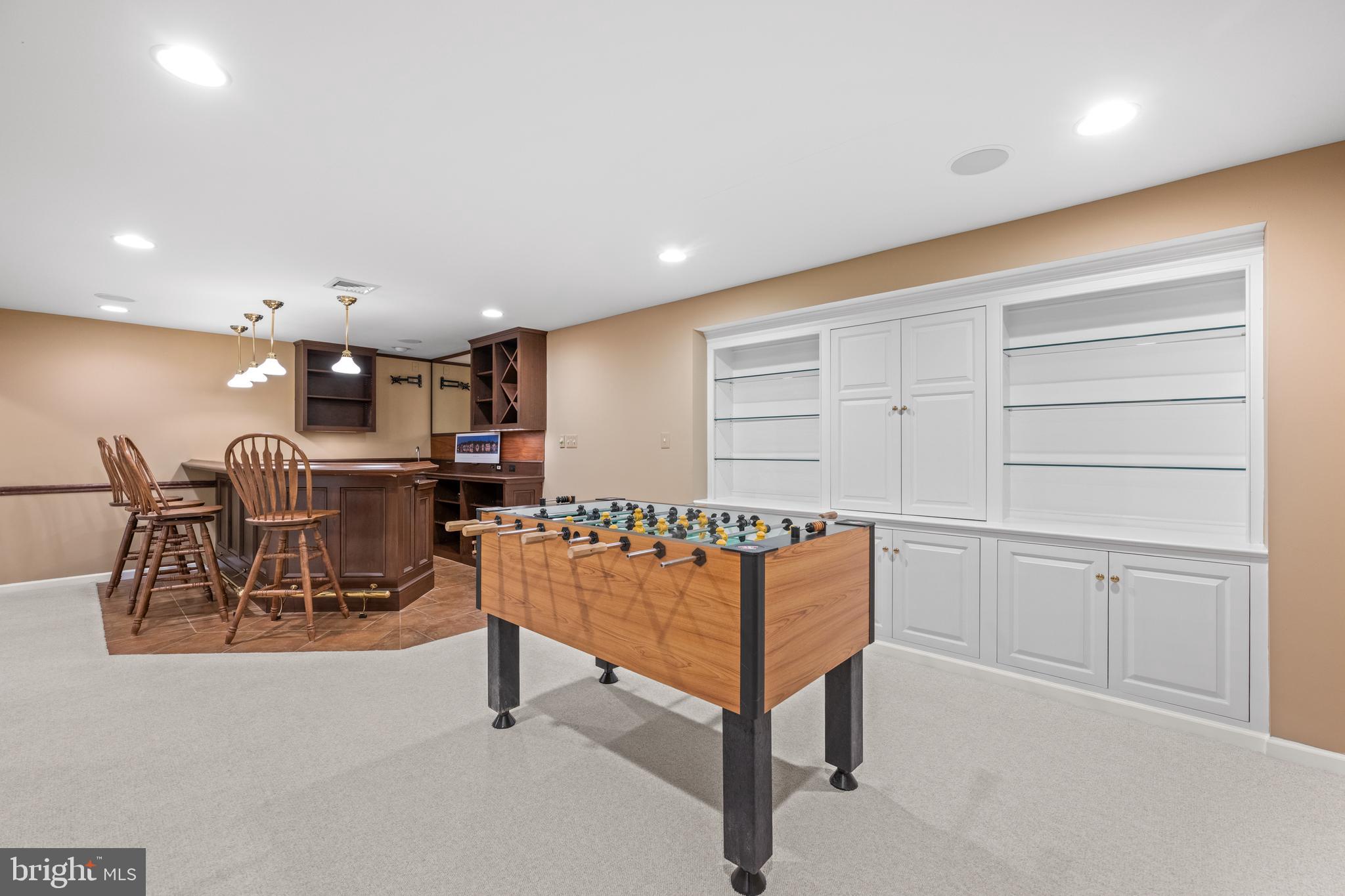 LAKERIDGE - Residential