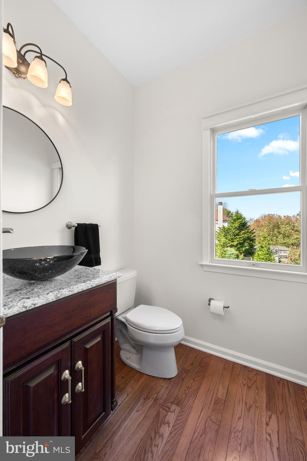 LAKERIDGE - Residential