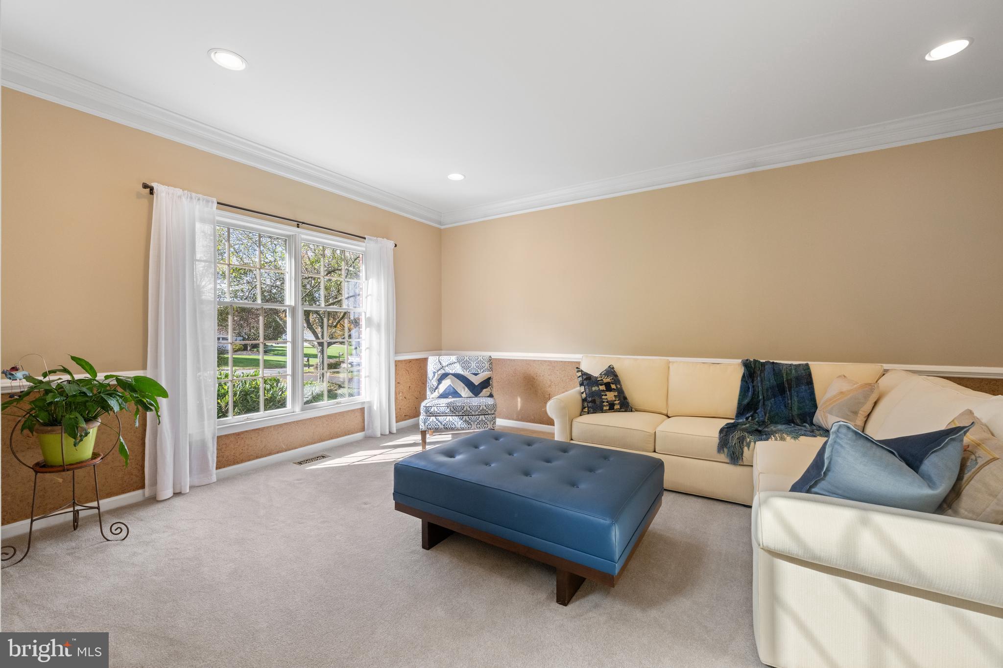 LAKERIDGE - Residential