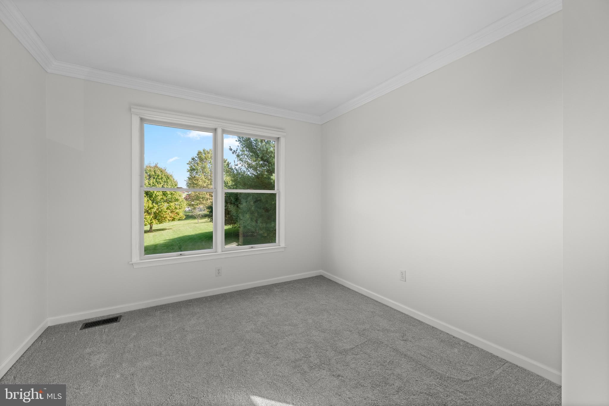 LAKERIDGE - Residential