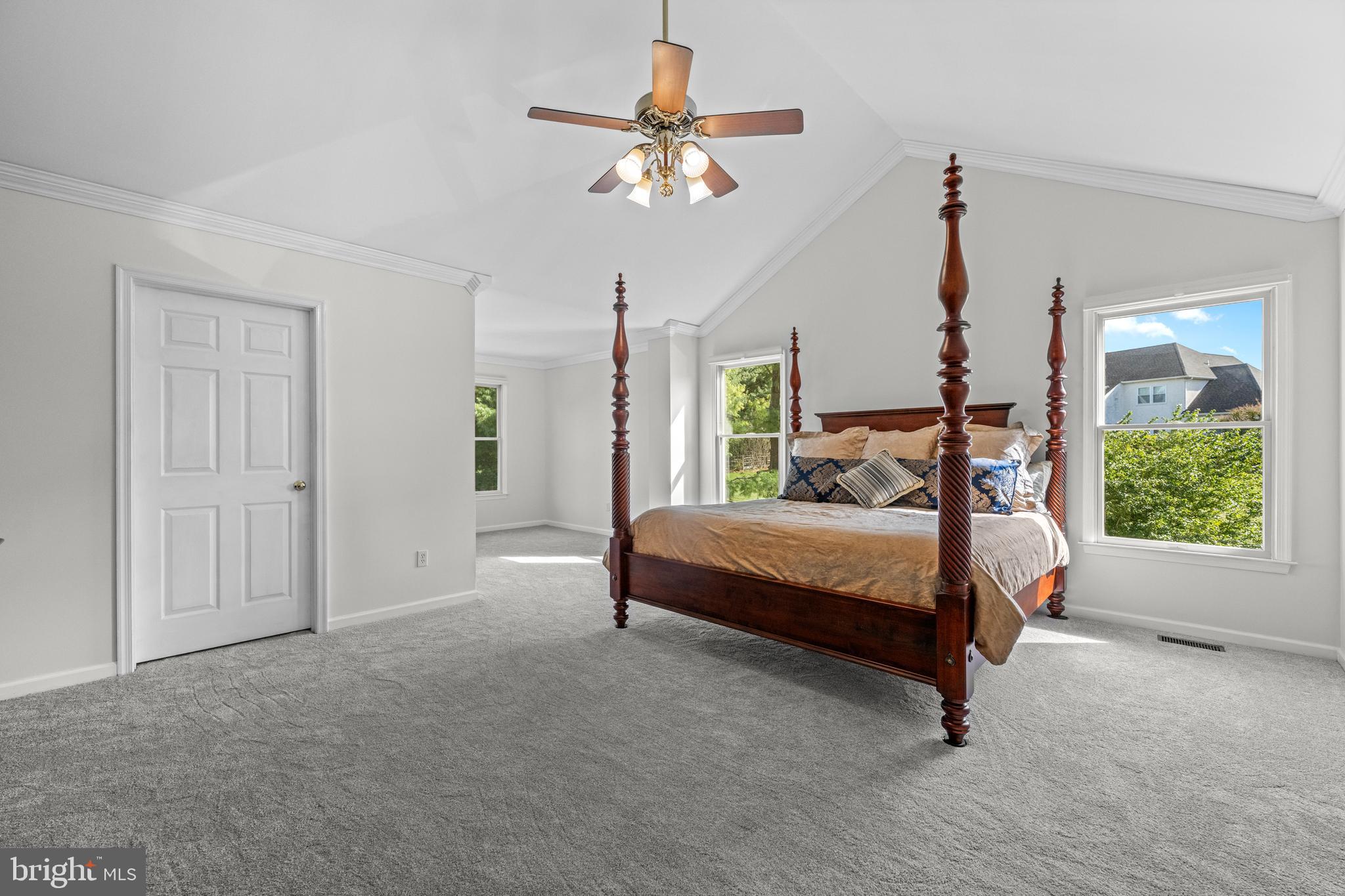 LAKERIDGE - Residential