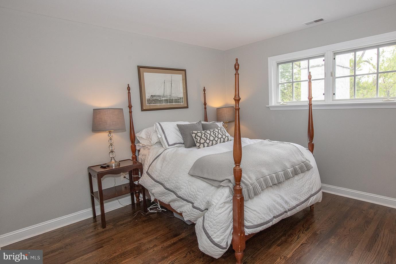 BRYN MAWR - Residential