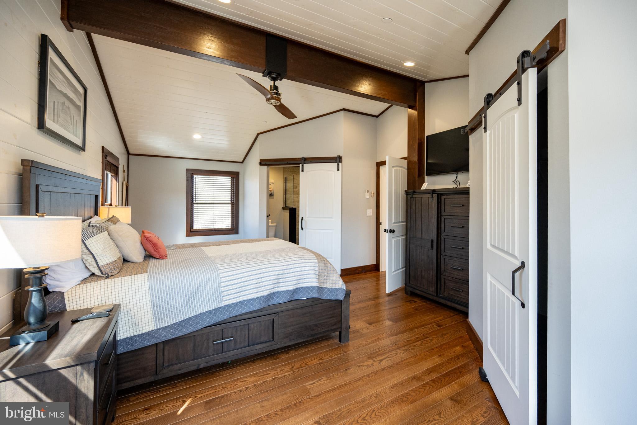 THE VIEW - Residential