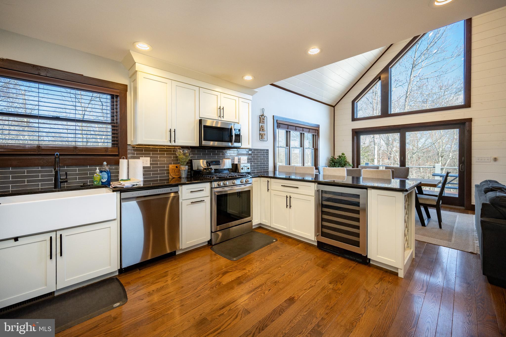 THE VIEW - Residential