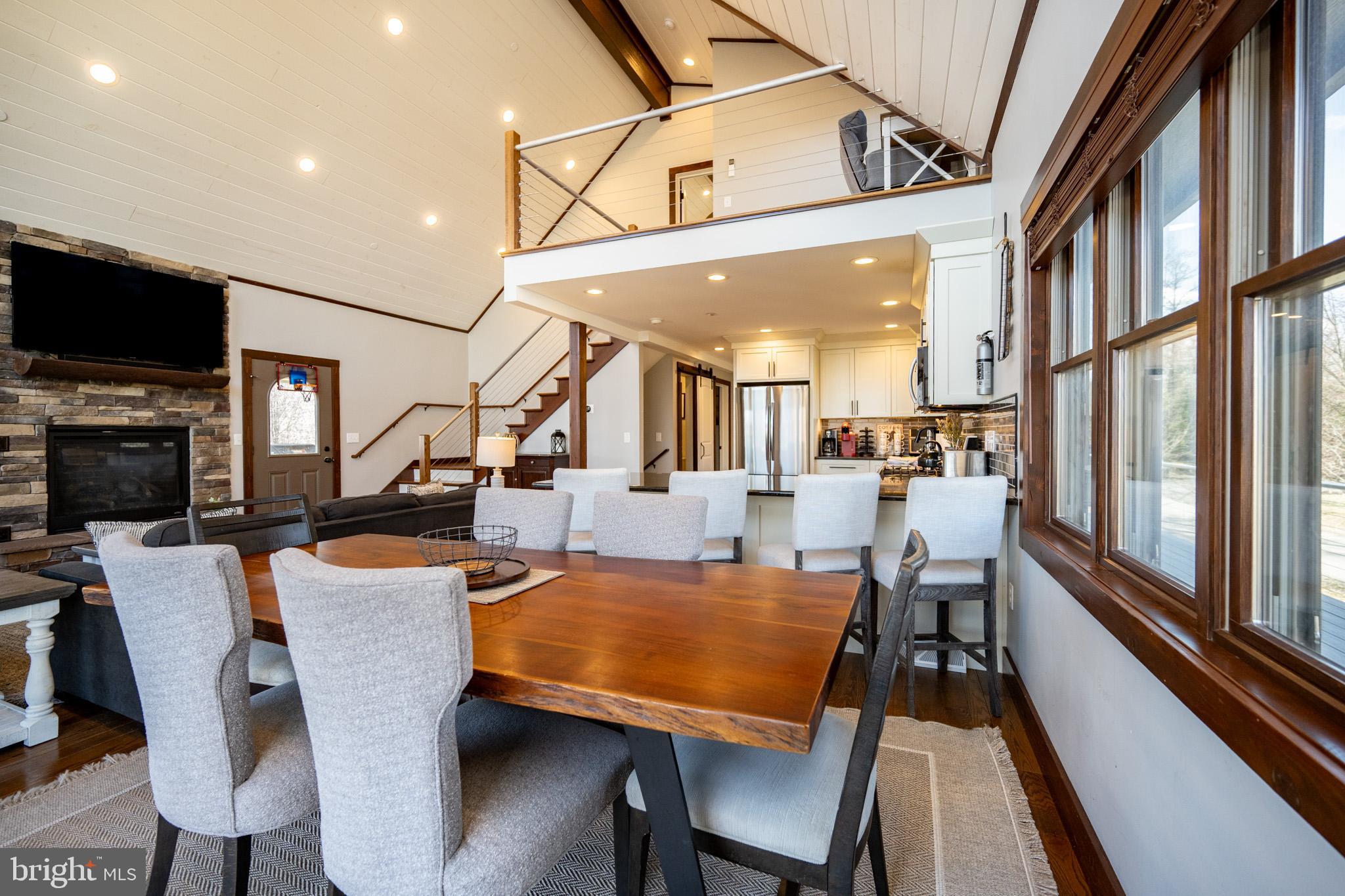 THE VIEW - Residential