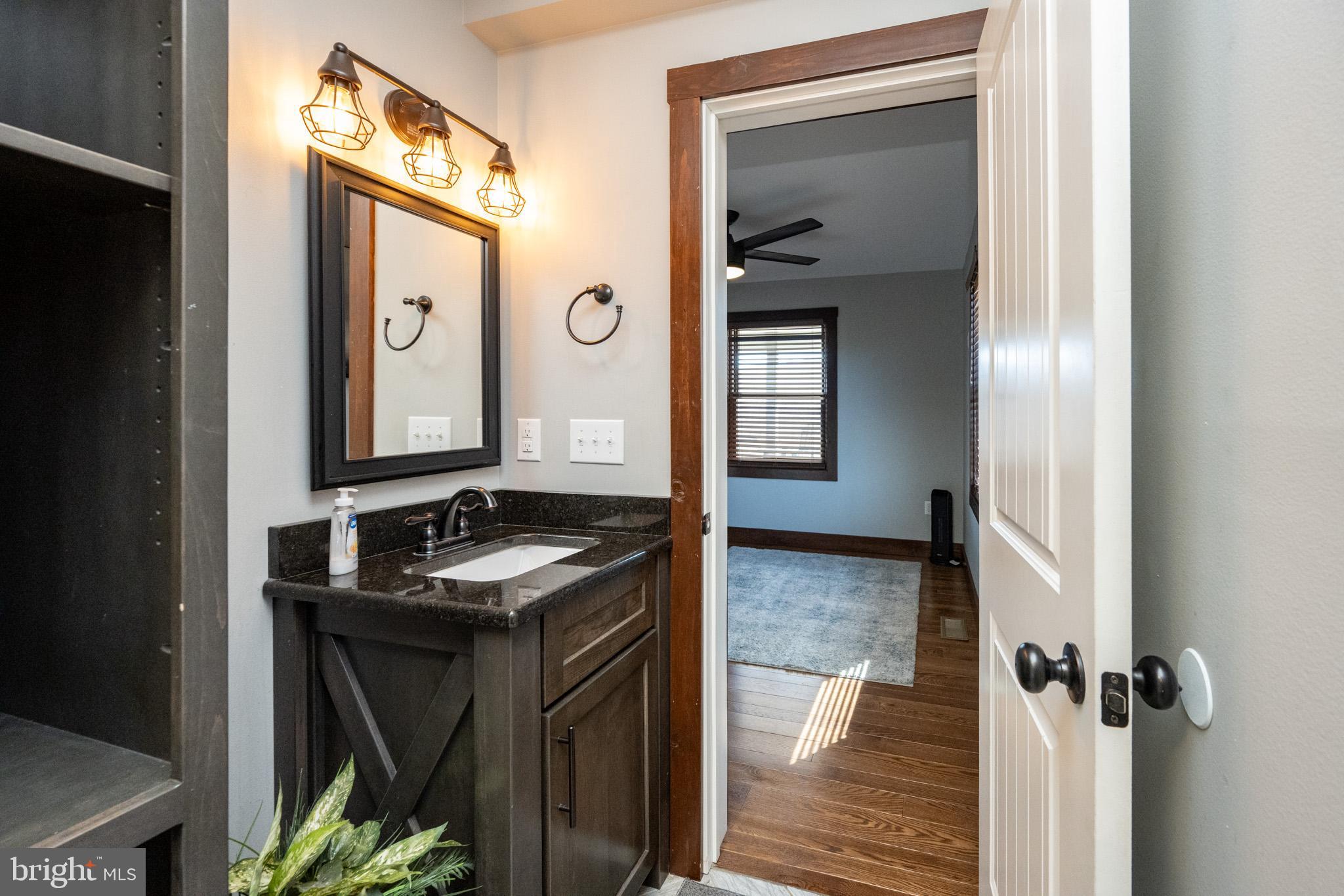 THE VIEW - Residential