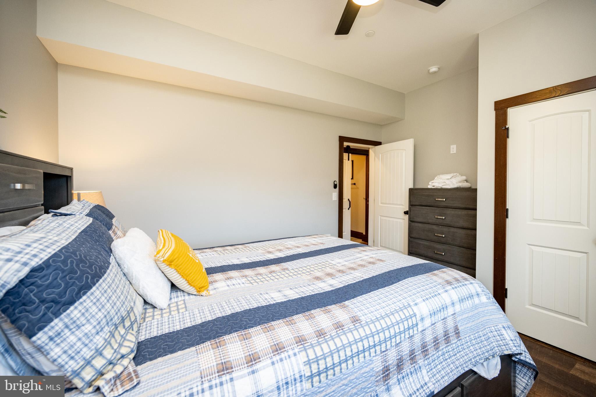 THE VIEW - Residential