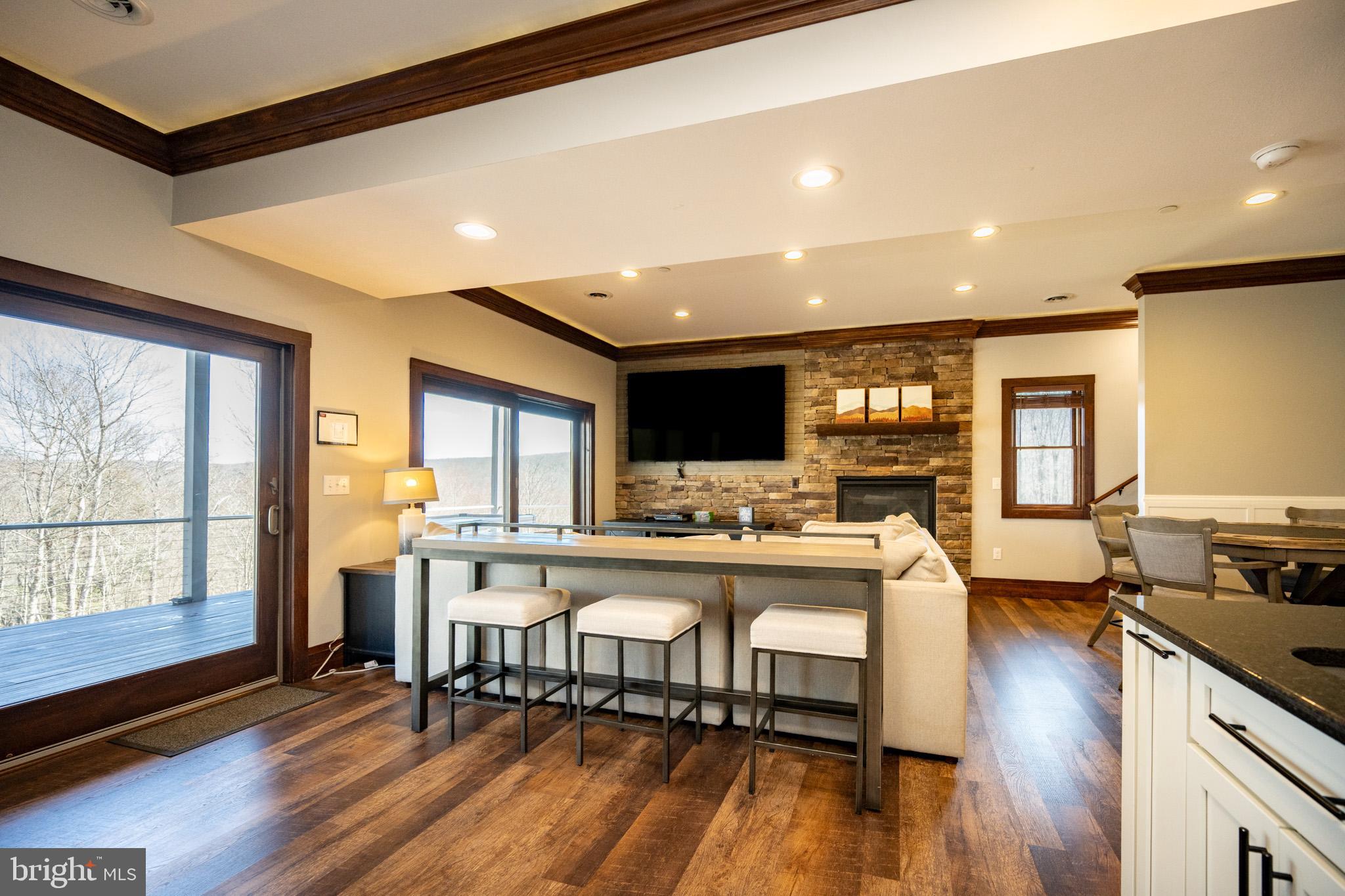 THE VIEW - Residential