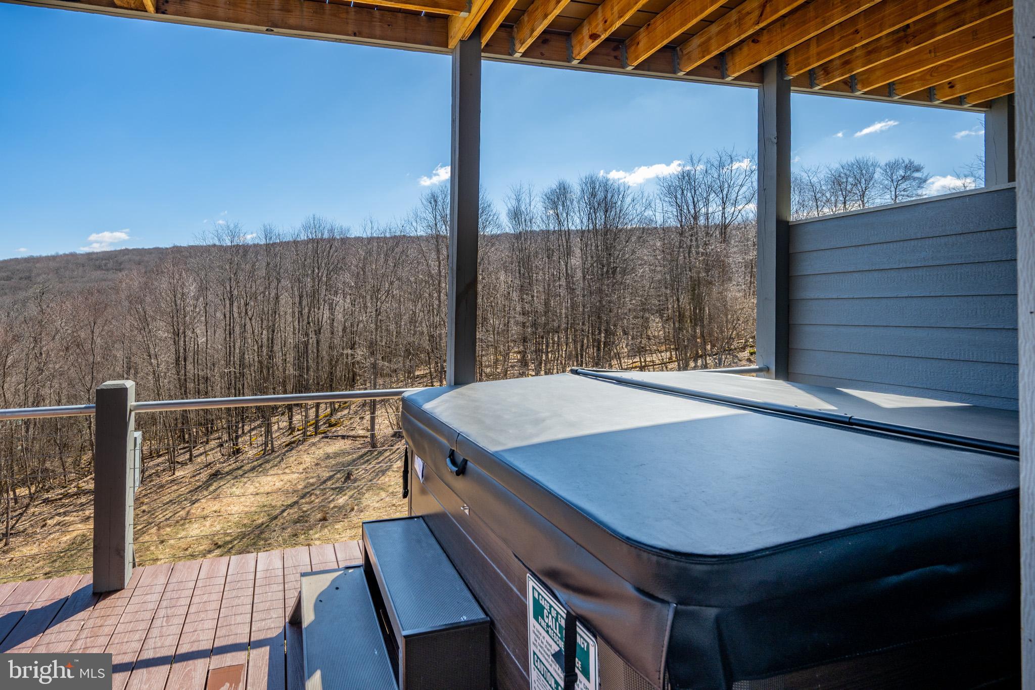 THE VIEW - Residential