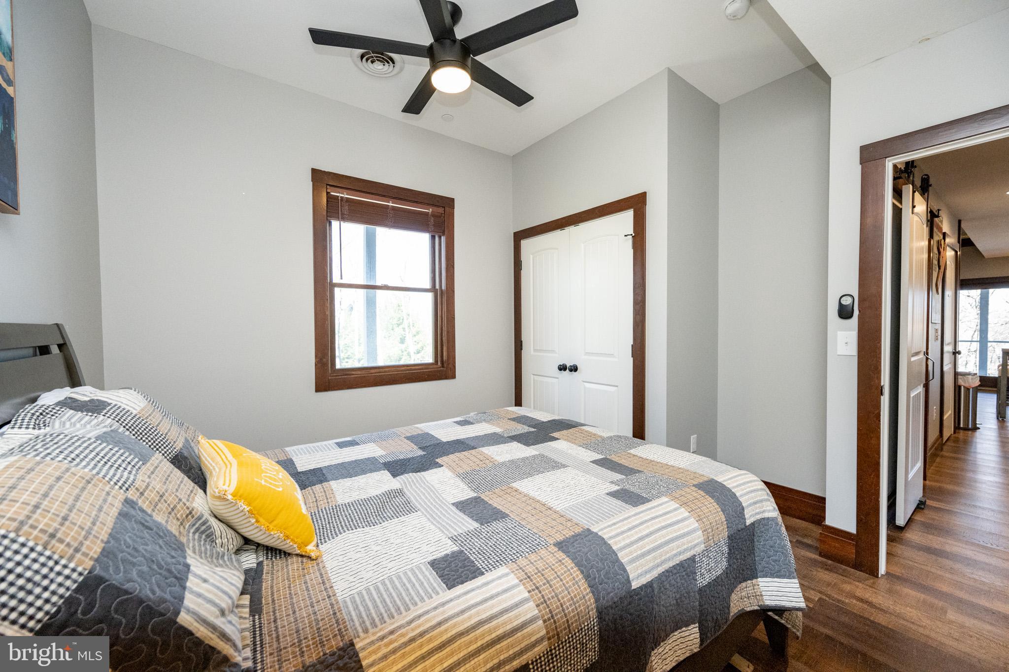 THE VIEW - Residential