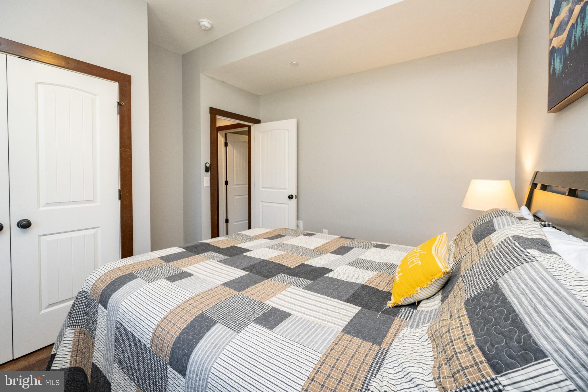 THE VIEW - Residential