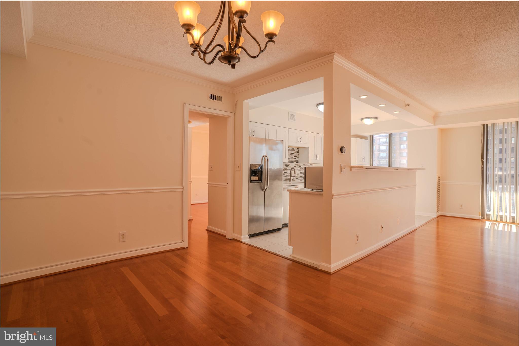 SKYLINE SQUARE CONDO - Residential Lease