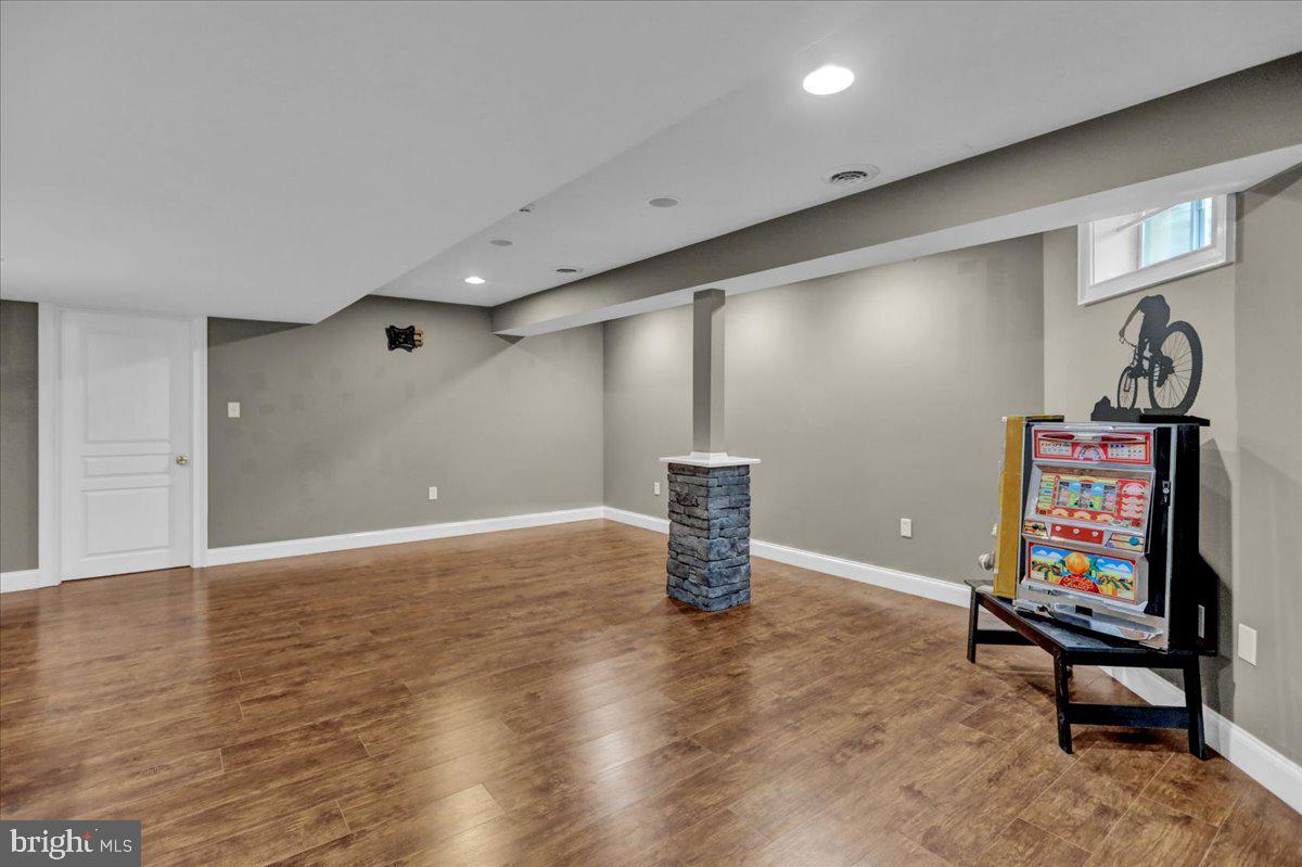 GLEN OLEY FARMS - Residential