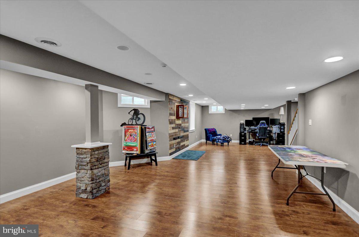 GLEN OLEY FARMS - Residential