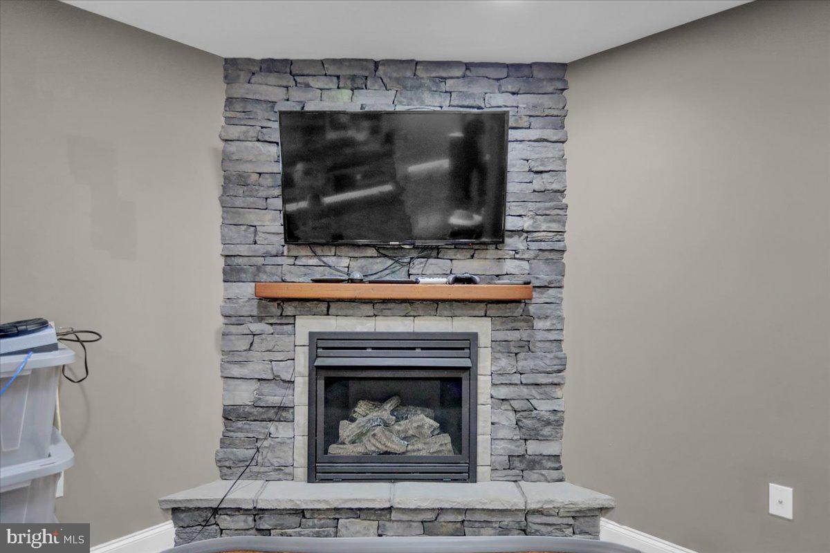 GLEN OLEY FARMS - Residential