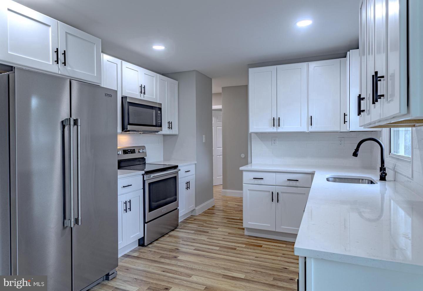 39 MIDDLETON LANE