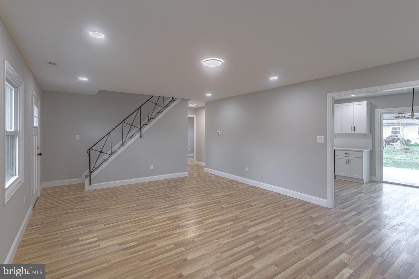 39 MIDDLETON LANE