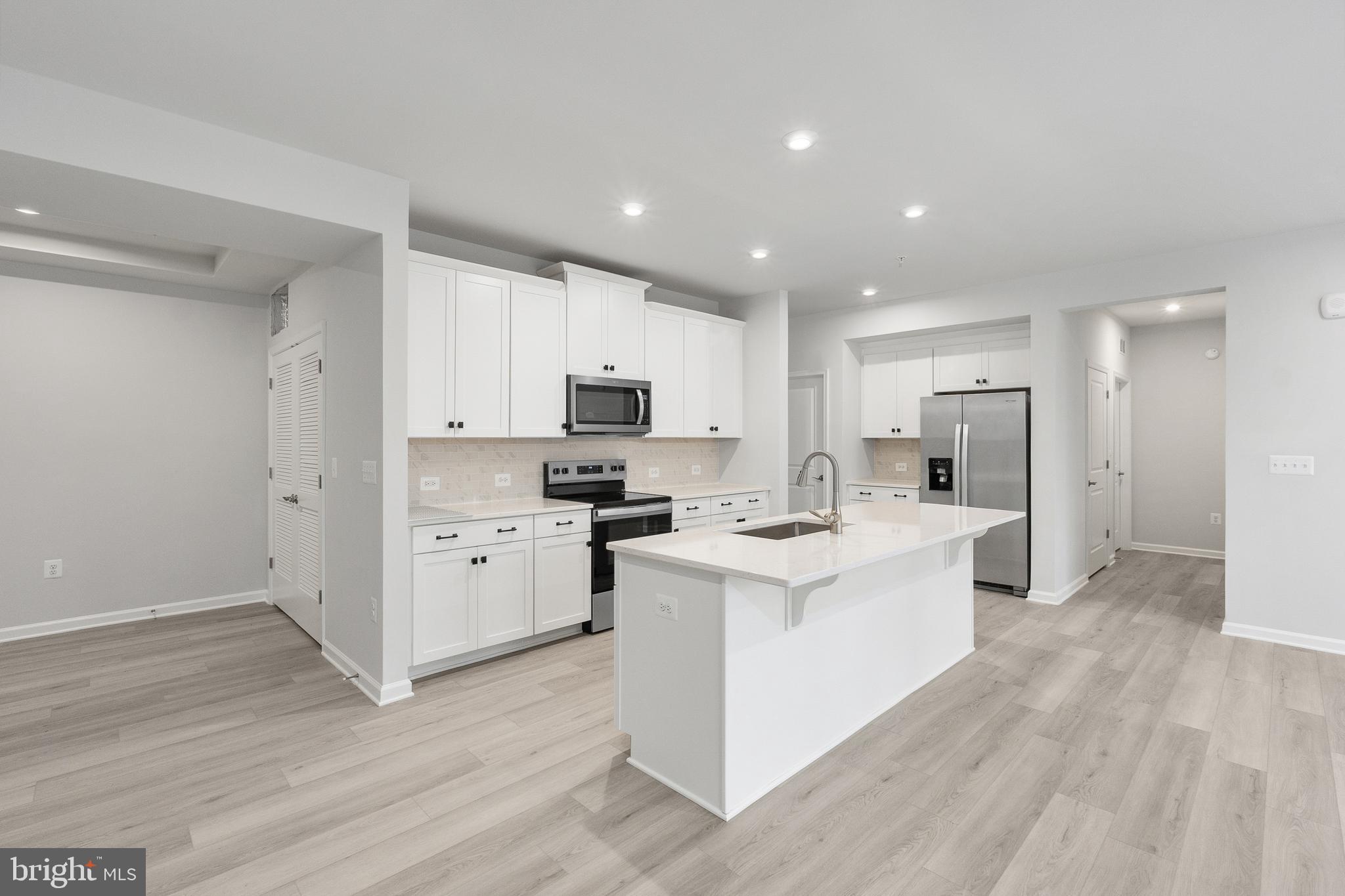 EMBREY MILL - Residential