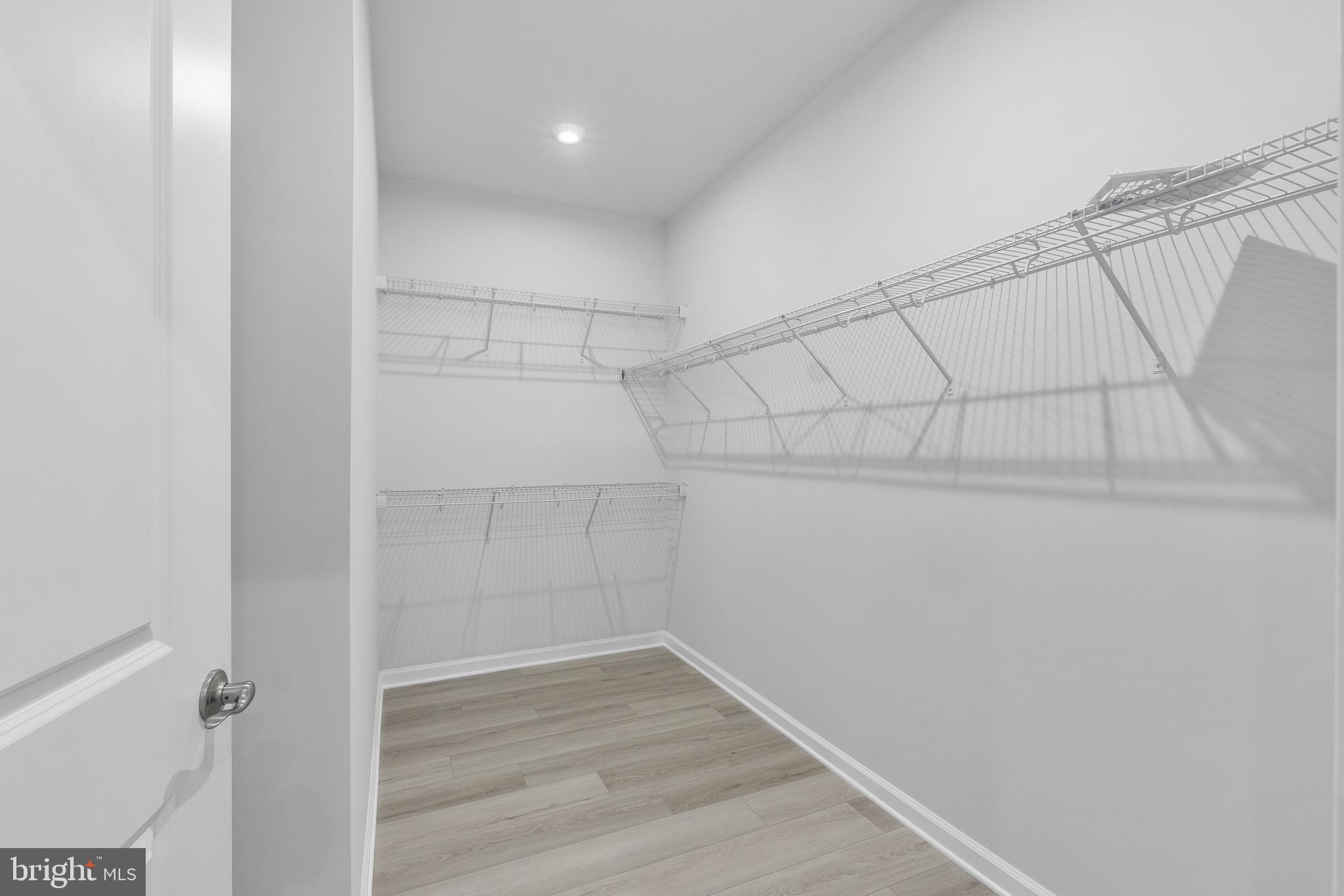 EMBREY MILL - Residential