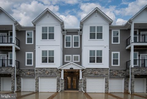 Property photo of 29 Hyssop Way 103, Stafford, VA 22554