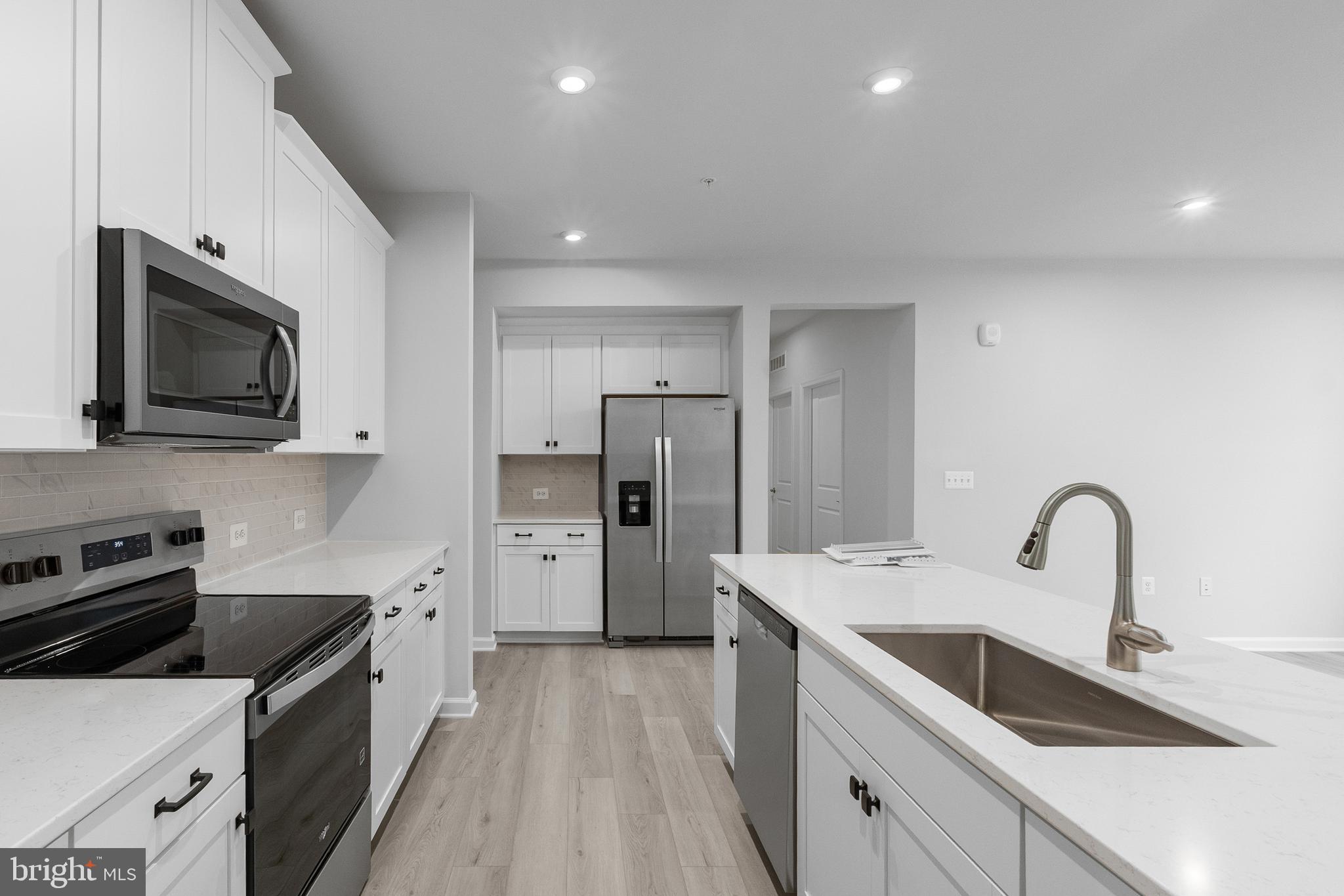 EMBREY MILL - Residential