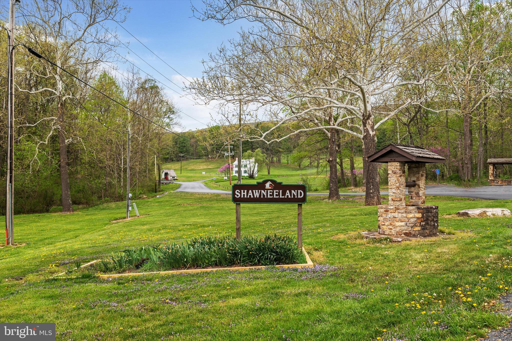 SHAWNEELAND - Residential