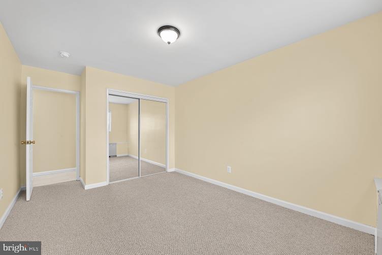 GLEN MANOR - Residential