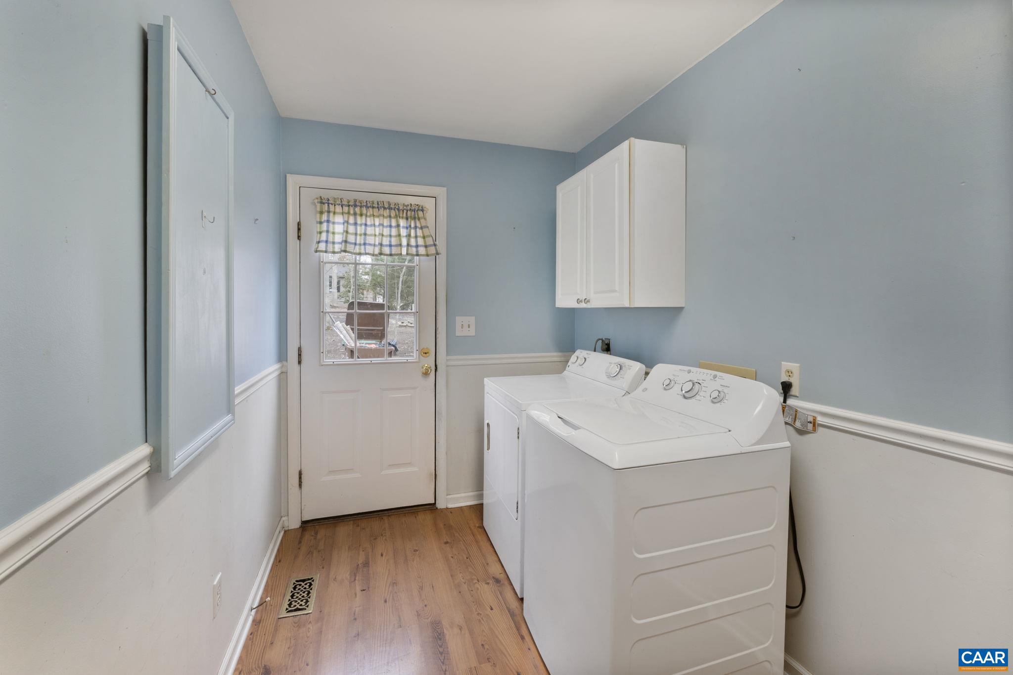 LAKE MONTICELLO - Residential