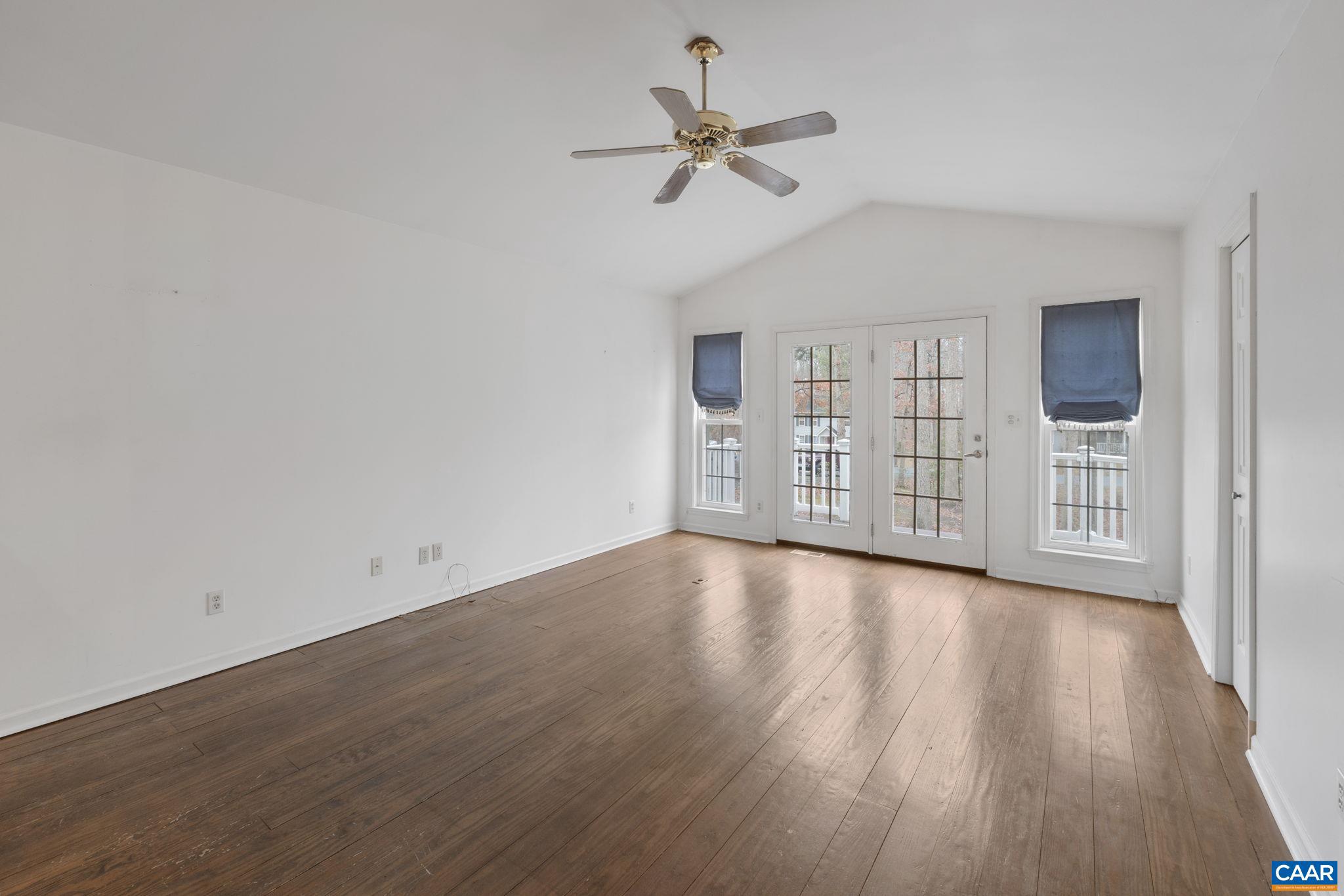 LAKE MONTICELLO - Residential