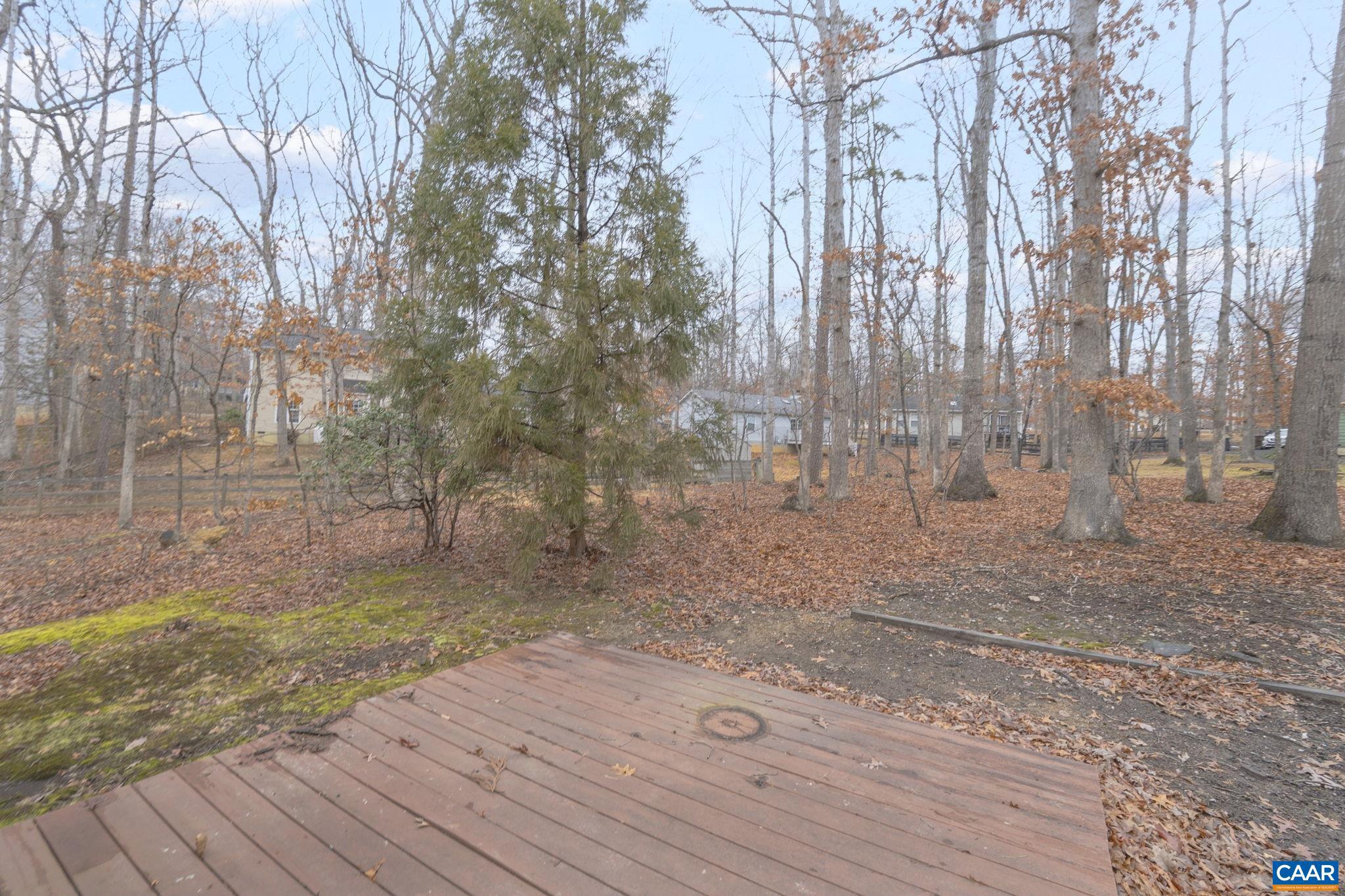 LAKE MONTICELLO - Residential