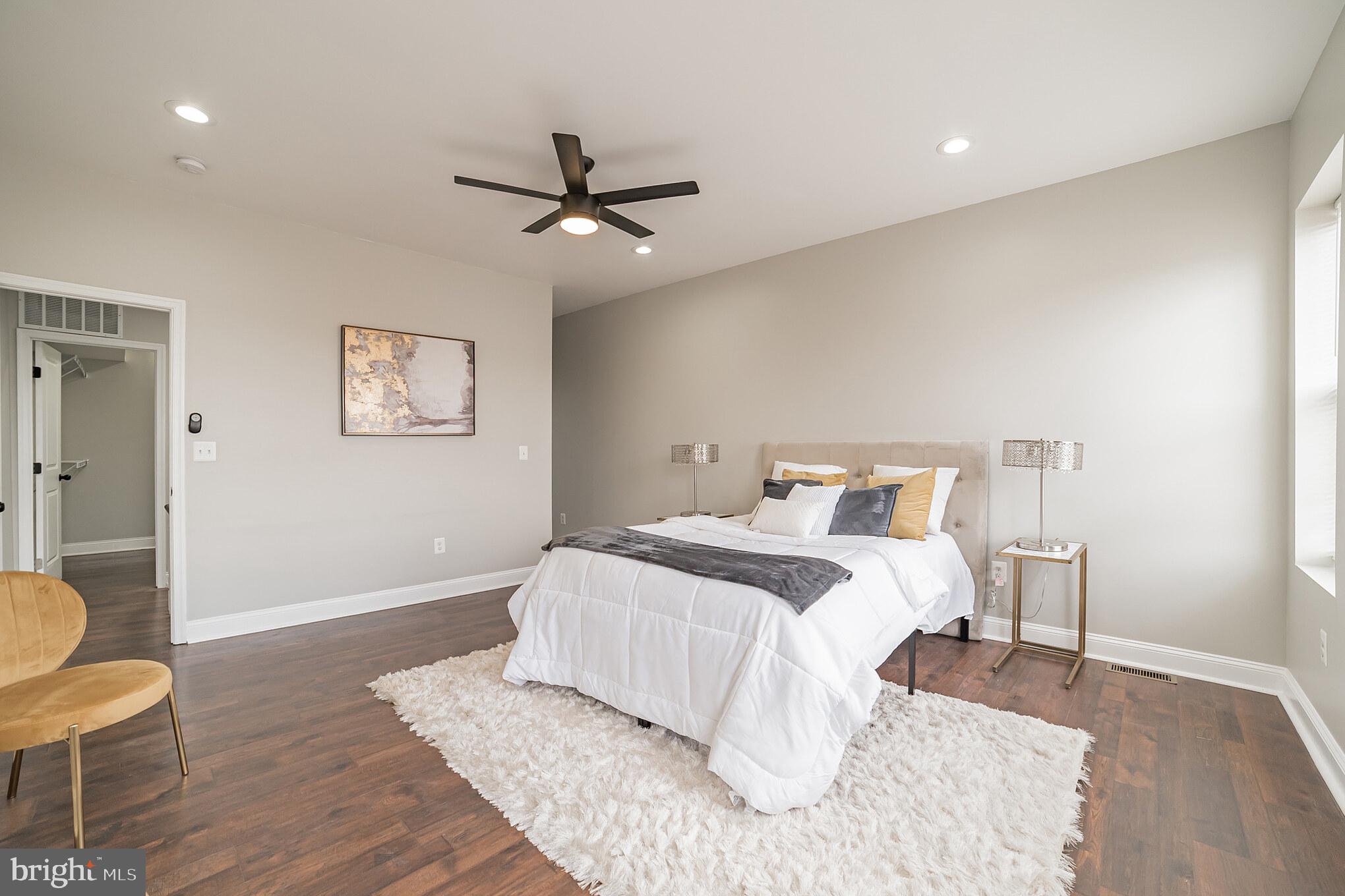 BROADWAY - Residential