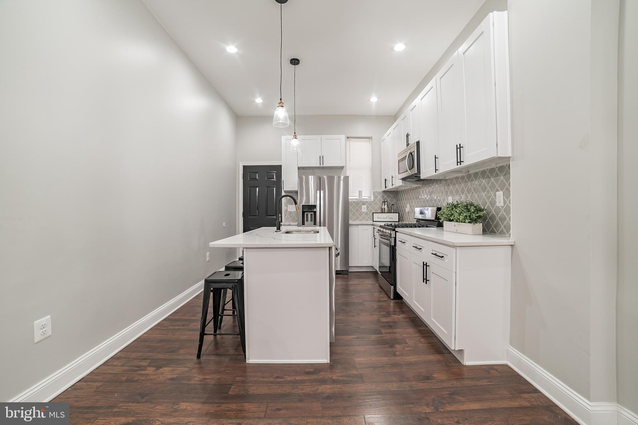 BROADWAY - Residential