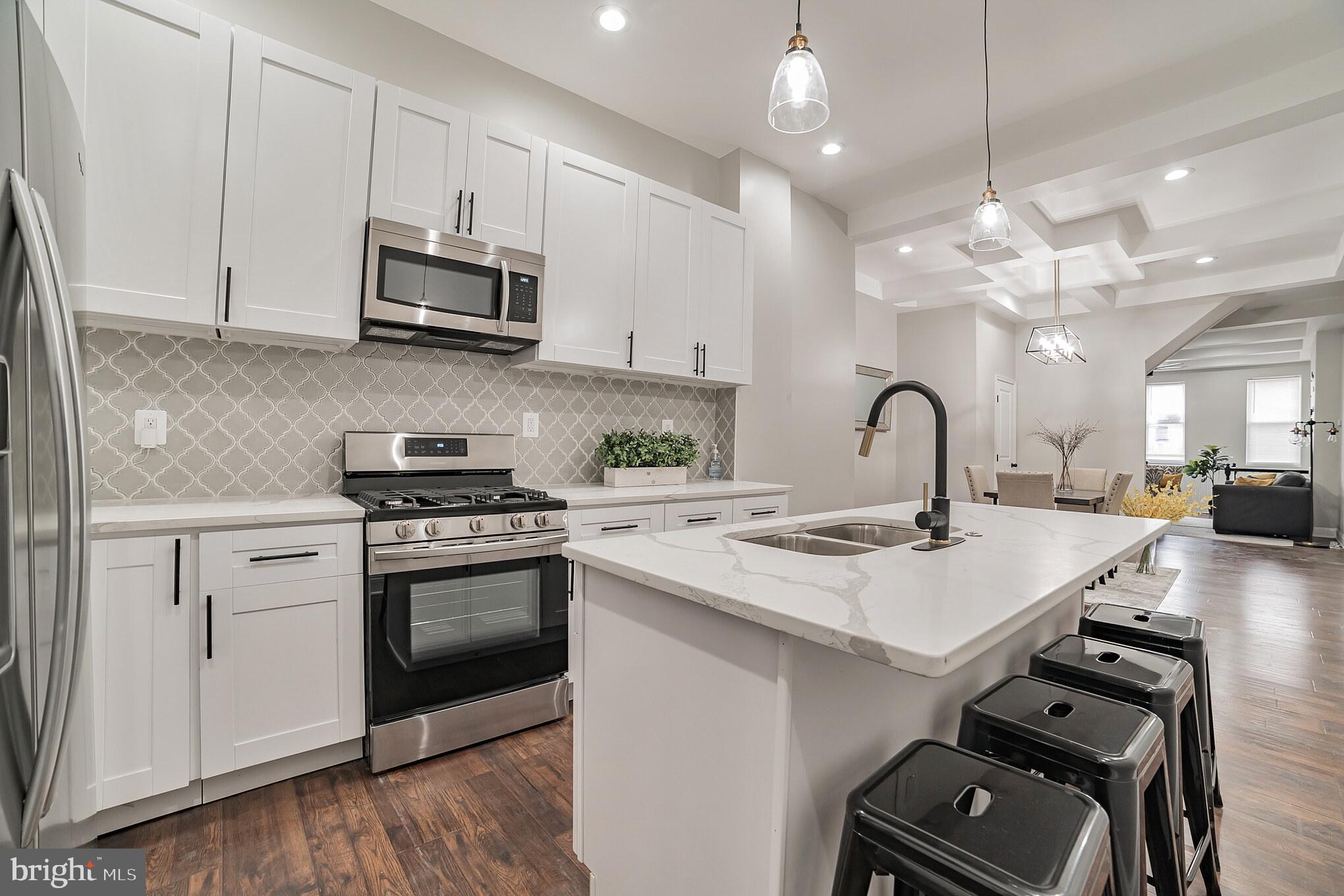 BROADWAY - Residential