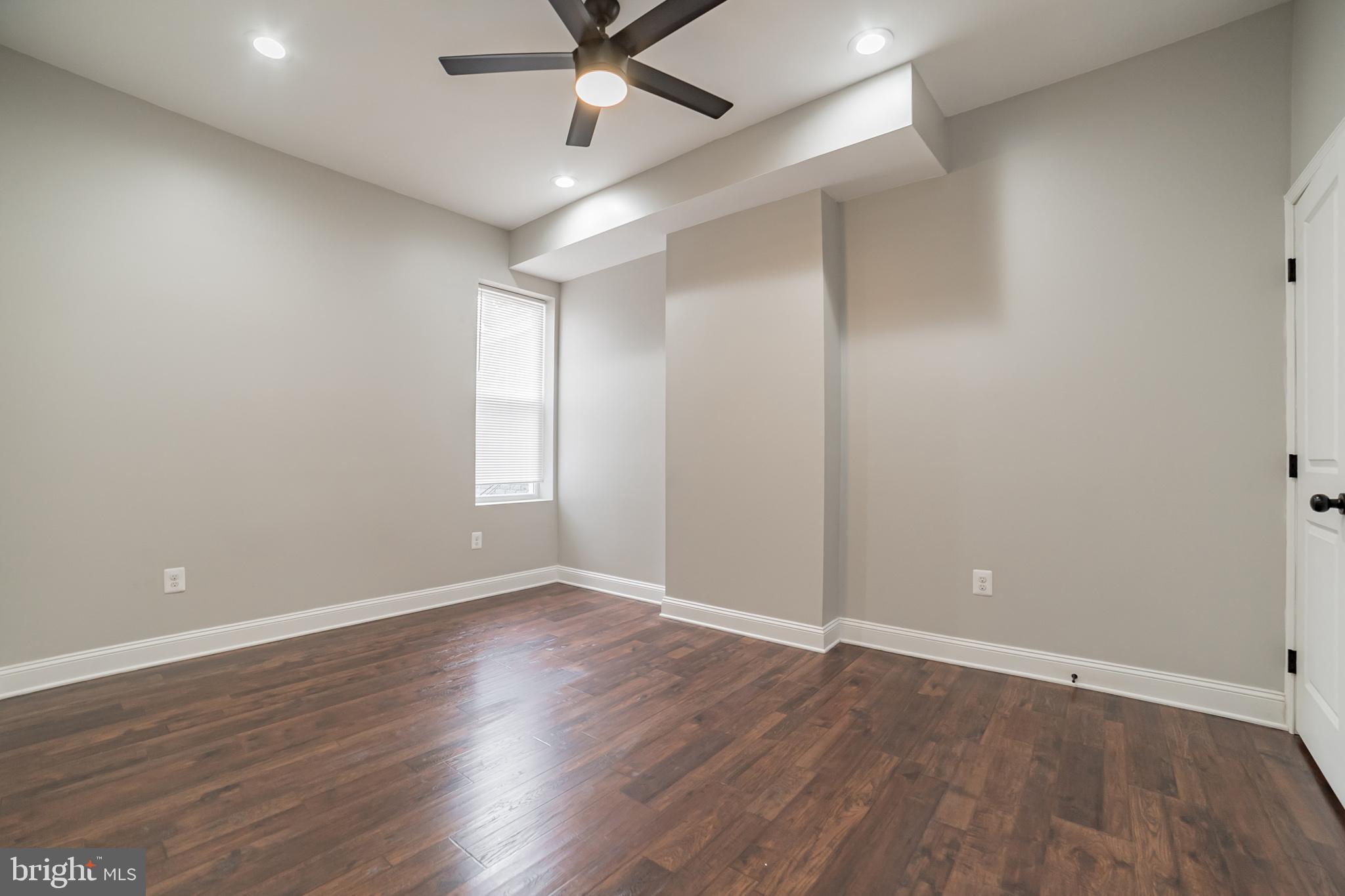 BROADWAY - Residential