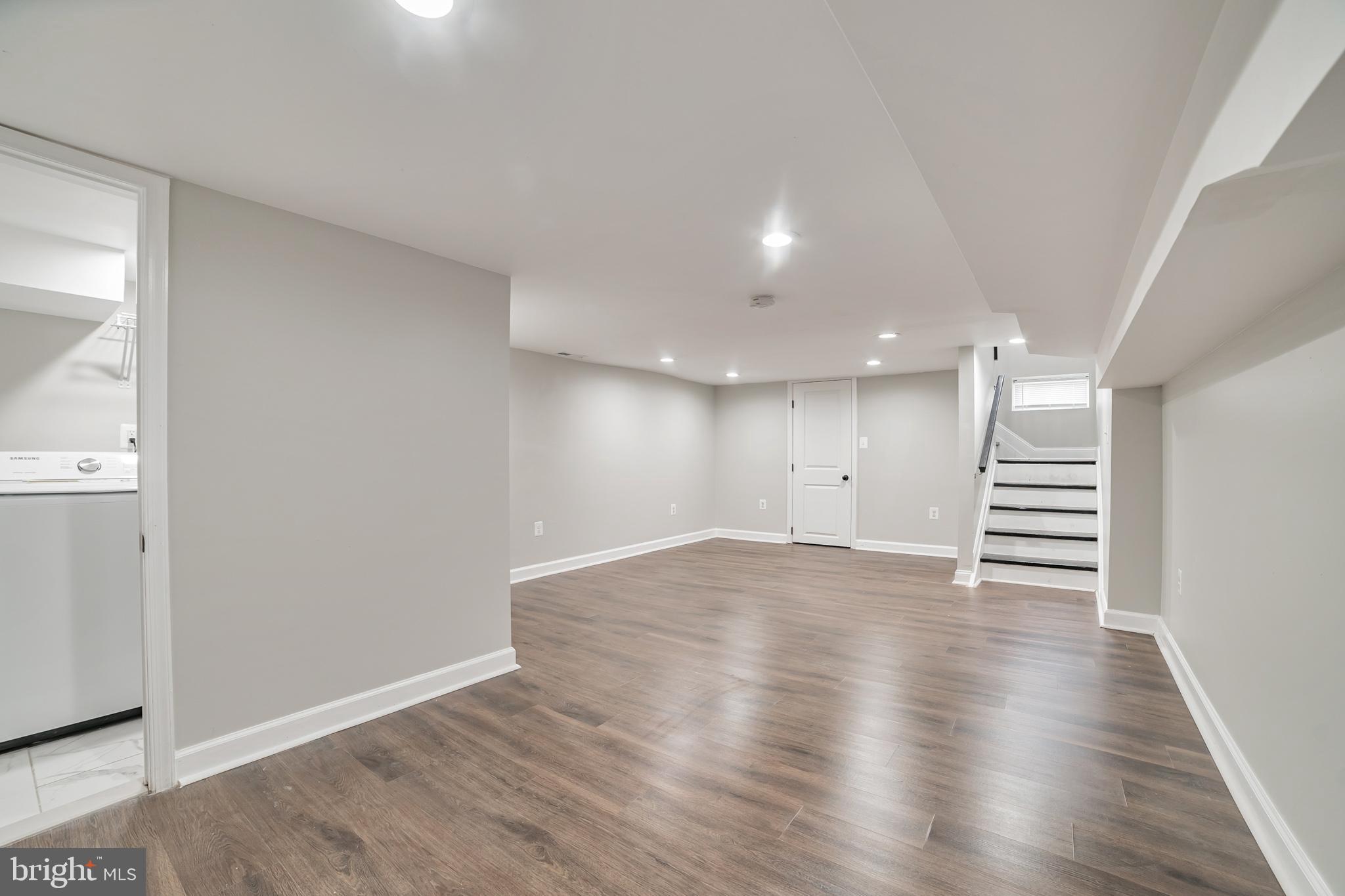 BROADWAY - Residential