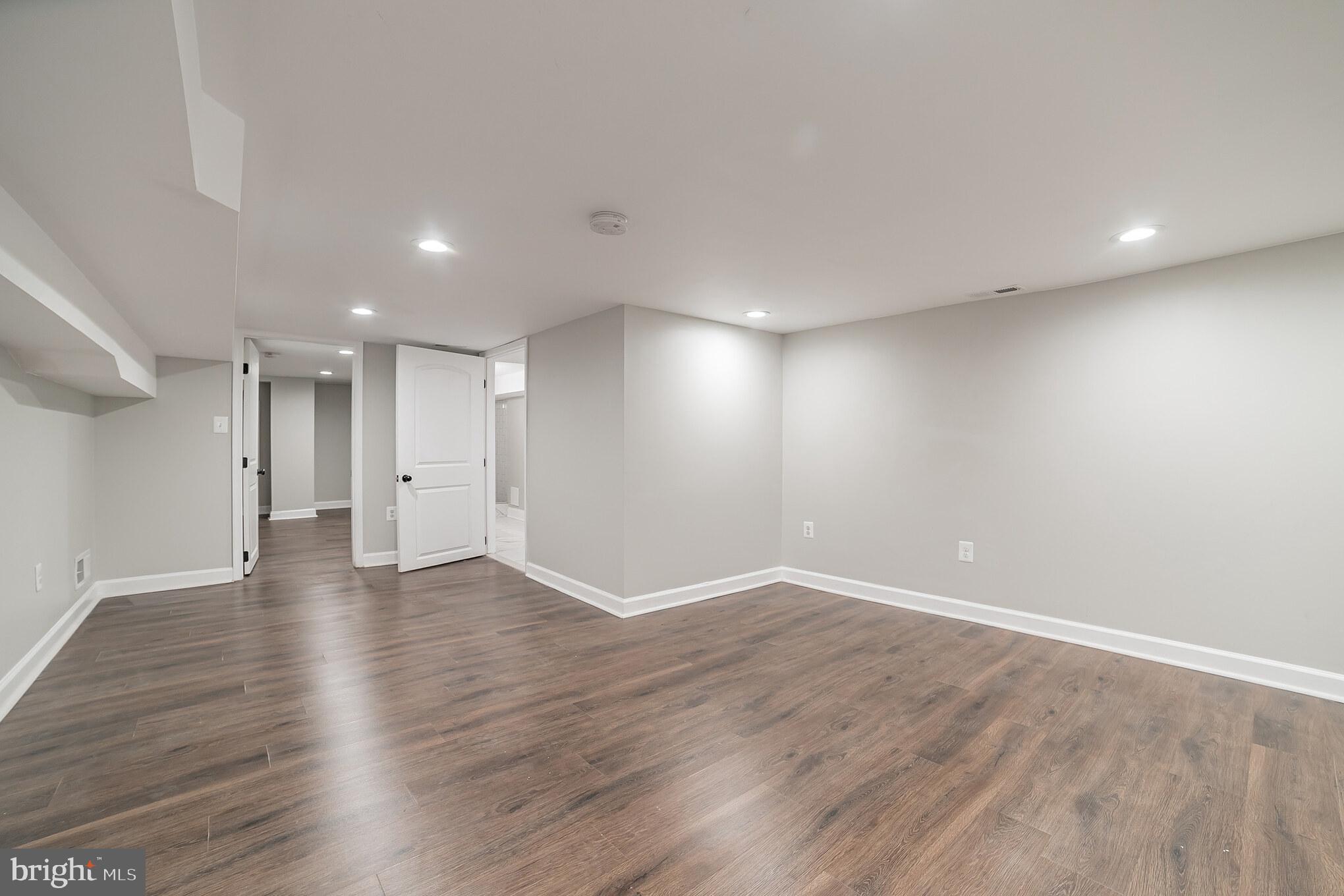 BROADWAY - Residential