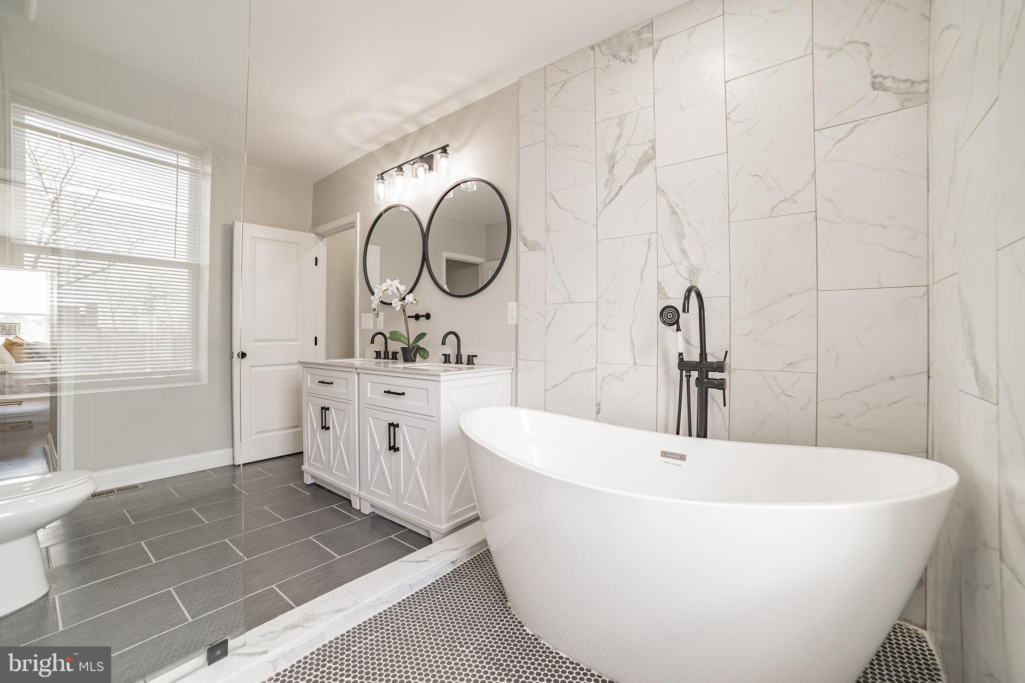 BROADWAY - Residential