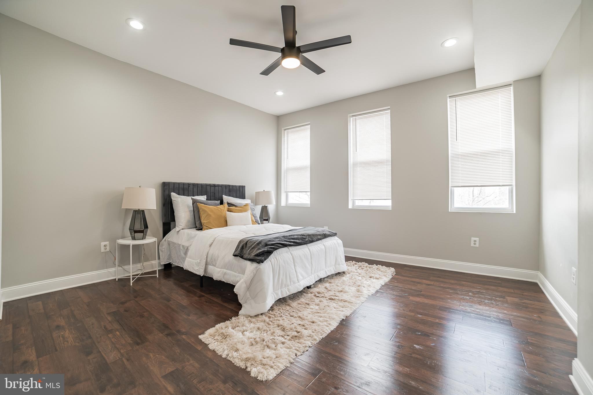 BROADWAY - Residential