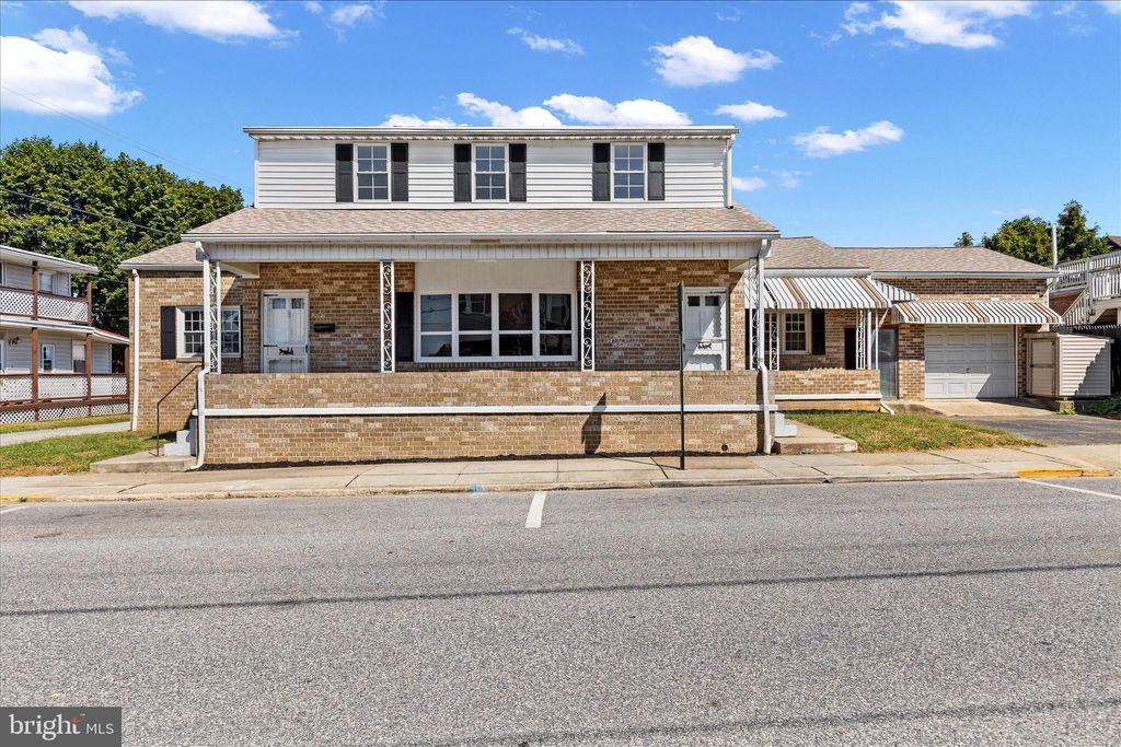 Photo of 7 N Pearl Street, YORK, PA 17404 (MLS # PAYK2089716)