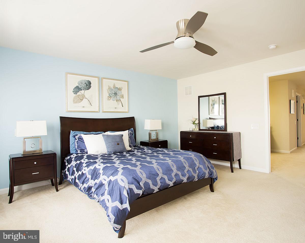 LOFTS AT METROWEST - Residential