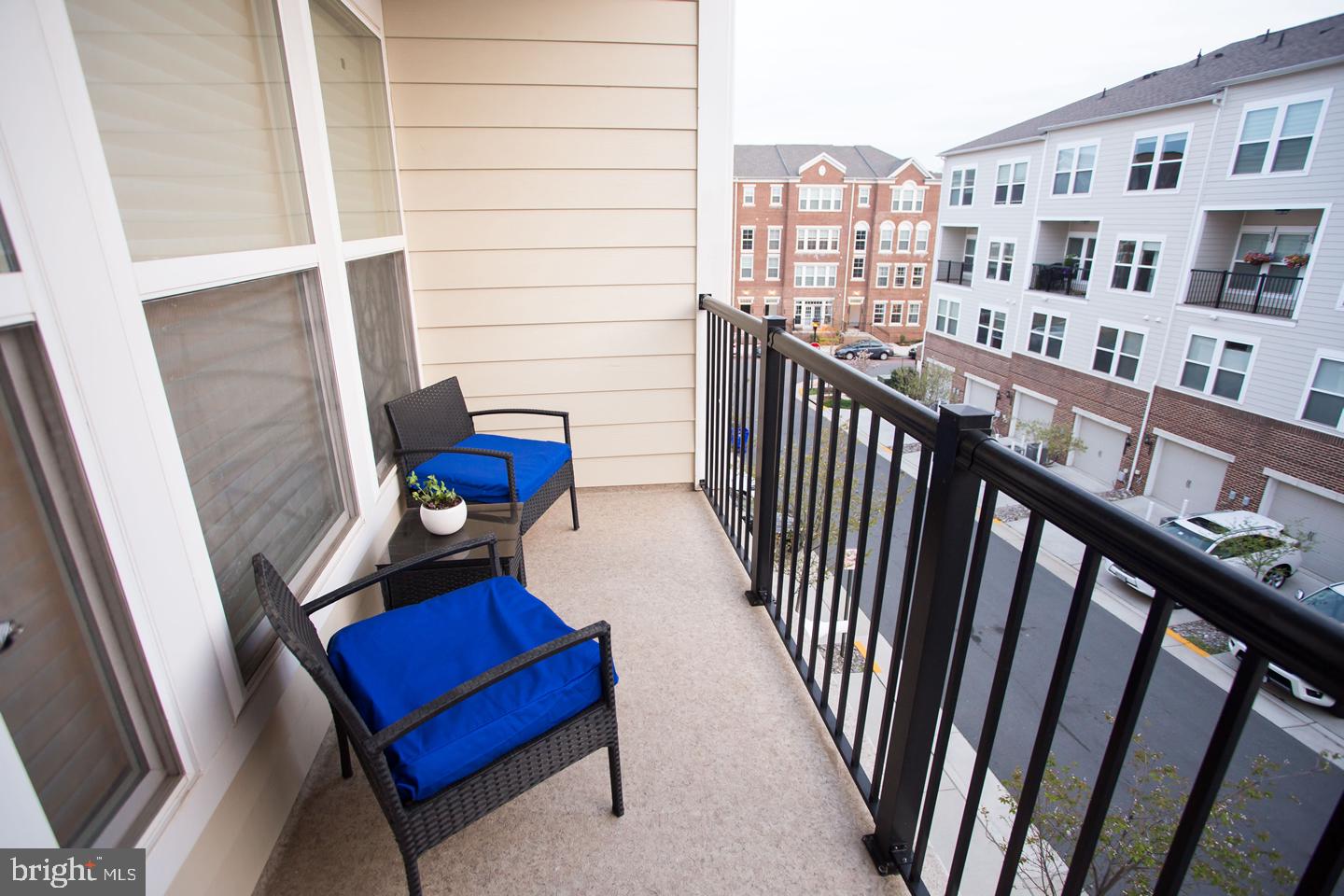 LOFTS AT METROWEST - Residential