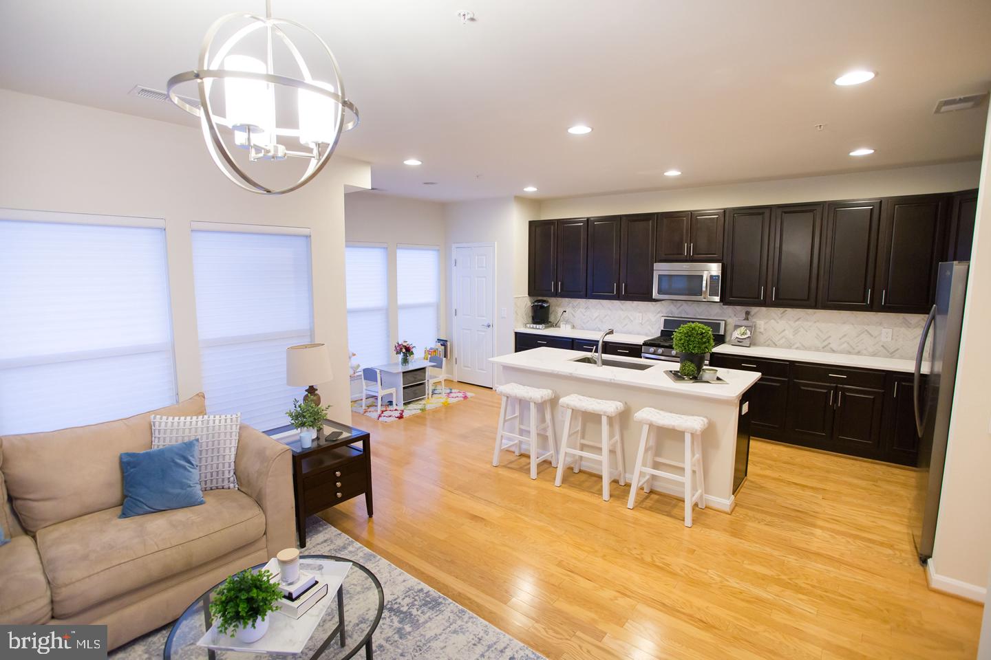 LOFTS AT METROWEST - Residential