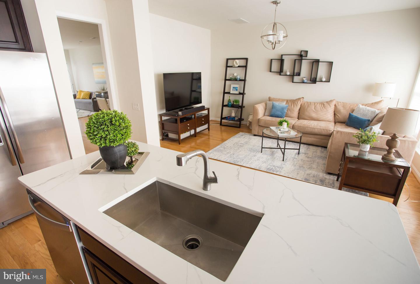 LOFTS AT METROWEST - Residential