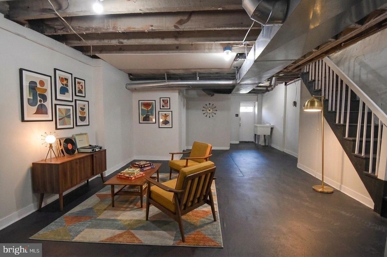 COLLINGDALE - Residential