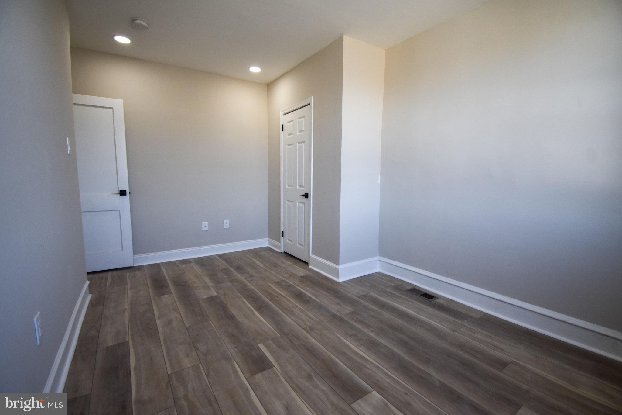 COLLINGDALE - Residential