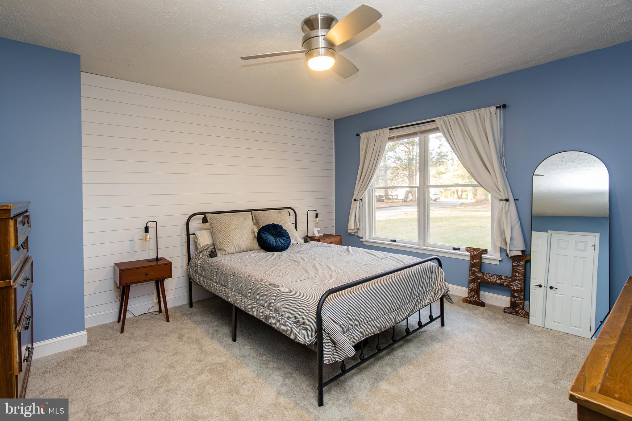 ESPERANZA FARMS - Residential